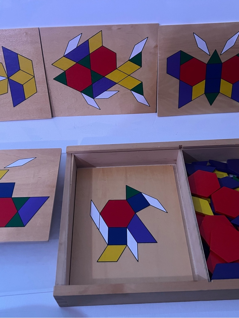 Melissa and Doug Used Wooden Pattern Blocks Puzzle Set - Multicolor